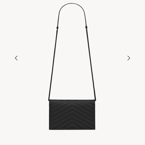 CASSANDRE ENVELOPE CHAIN WALLET IN GRAIN DE POUDRE LEATHER NOIR - Picture 6 of 7